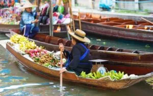丹嫩沙多水上集市 Damnoen Saduak