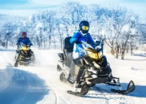 雪地摩托驾驶体验 Snow Mobile Tour