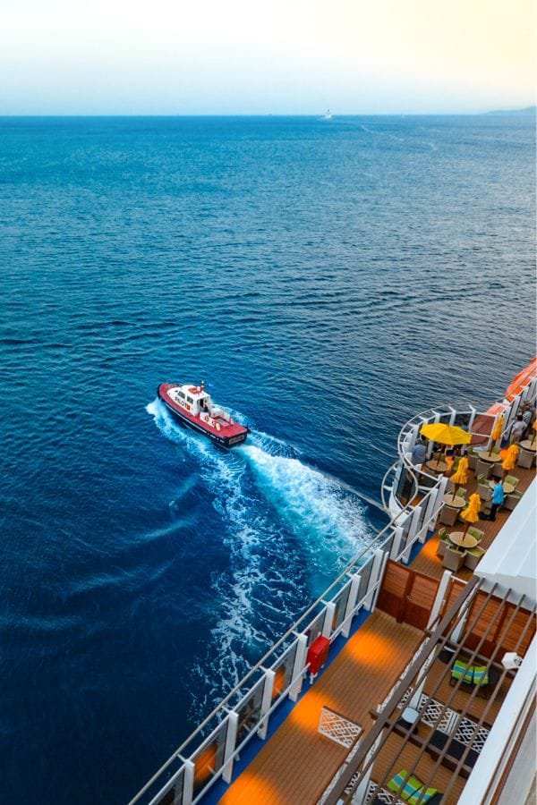 西葡旅游竖图-海上游